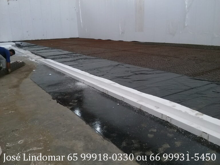 Piso de Câmara Fria em Cuiabá, MT