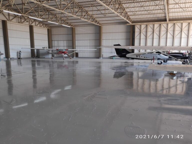 Pintor Profissional de Indústria, Usina, Armazém, Silo, Frigoríficos Clínica, Hospital, Comércio e Maquinas Agrícola.