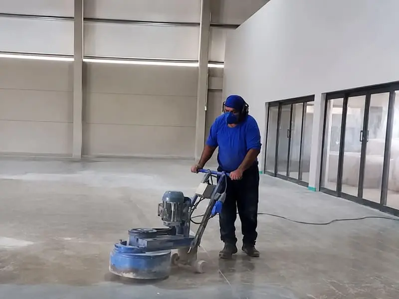 Lixamento superficial primer epóxi para corte relevos e quebra de brilho em Sinop MT