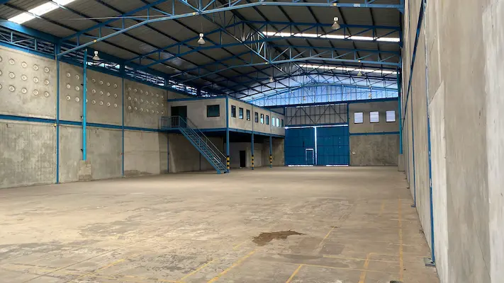 Galpão metálico em Mato Grosso com cobertura metálica industrial e estrutura reforçada